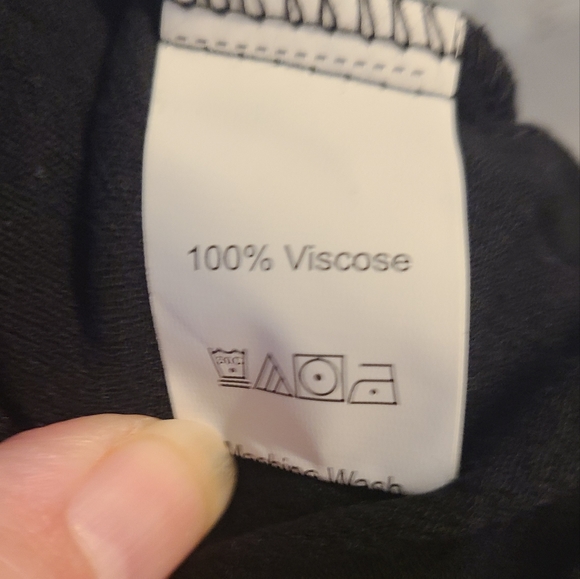 Long Sleeve Round Neck Dress - Picture 4 of 4